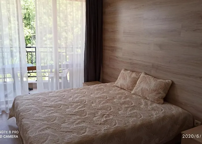 Апартамент River Park *