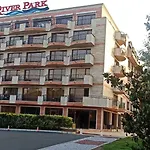 Apartman River Park Napospart