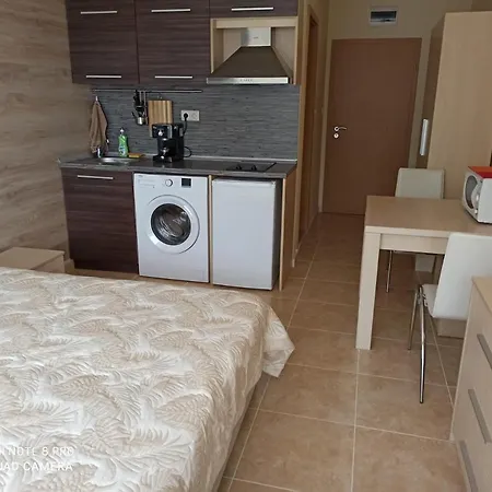 River Park Апартаменты Солнечный берег