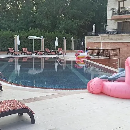 Апартаменты River Park *