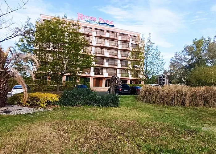 Apartment River Park *